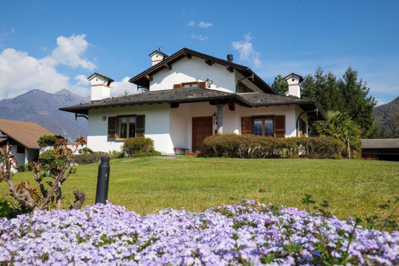 Villa Palma Colico Exterior photo